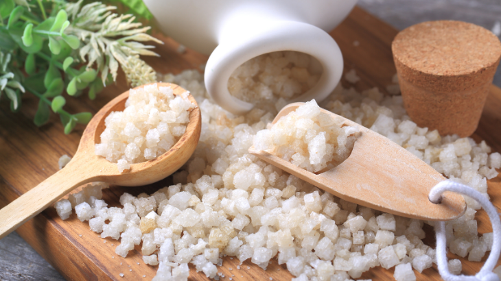 Epsom Tuzu Banyosu: Magnezyum Emilimi ve Kas Gevşemesi